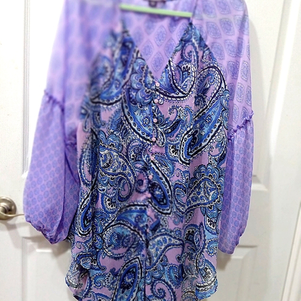 Sheer Tunic - Picture 2 of 7